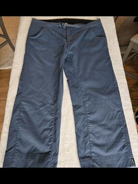 Prana Women's Cropped Hiking Pants in Slate Blue